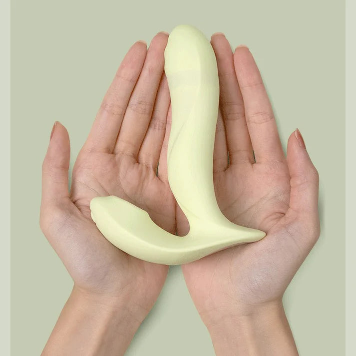 Gabriela Wearable Vibrator — Clit Sucking & G-Spot Thrusting, Remote Controlled
