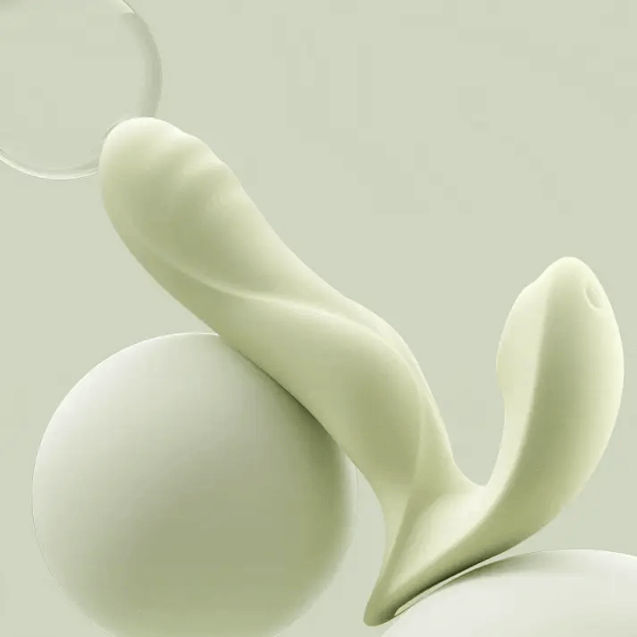 Gabriela Wearable Vibrator — Clit Sucking & G-Spot Thrusting, Remote Controlled